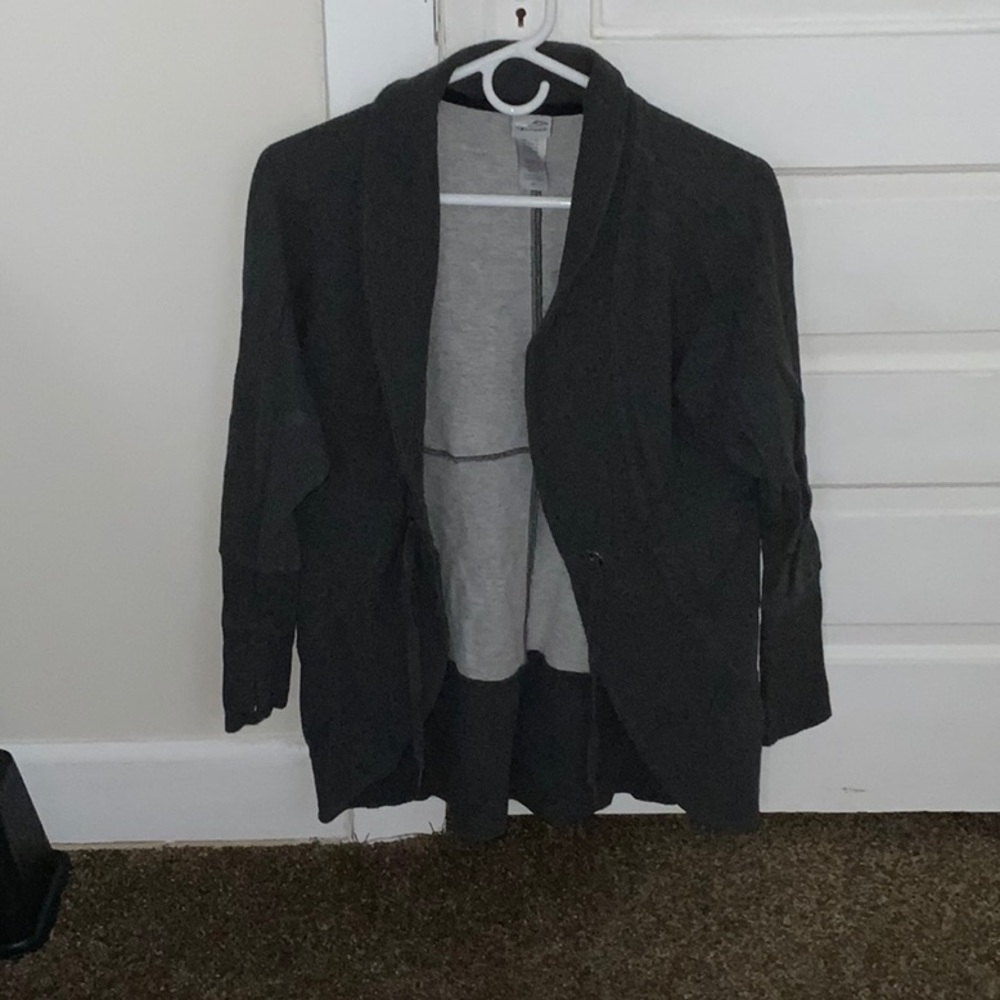 Champions sweater with tie in front. Lightly worn - Picture 4 of 5
